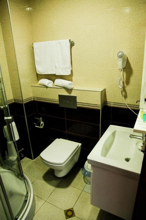 Зугдиди: Hotel Grand