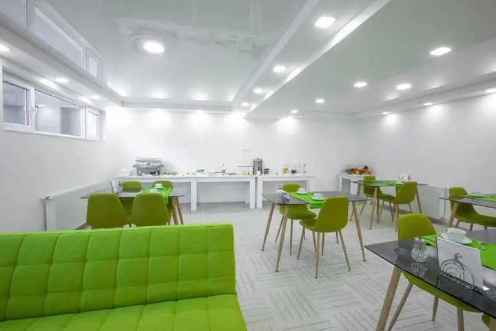 Боржоми: Hotel Caucasus Borjomi
