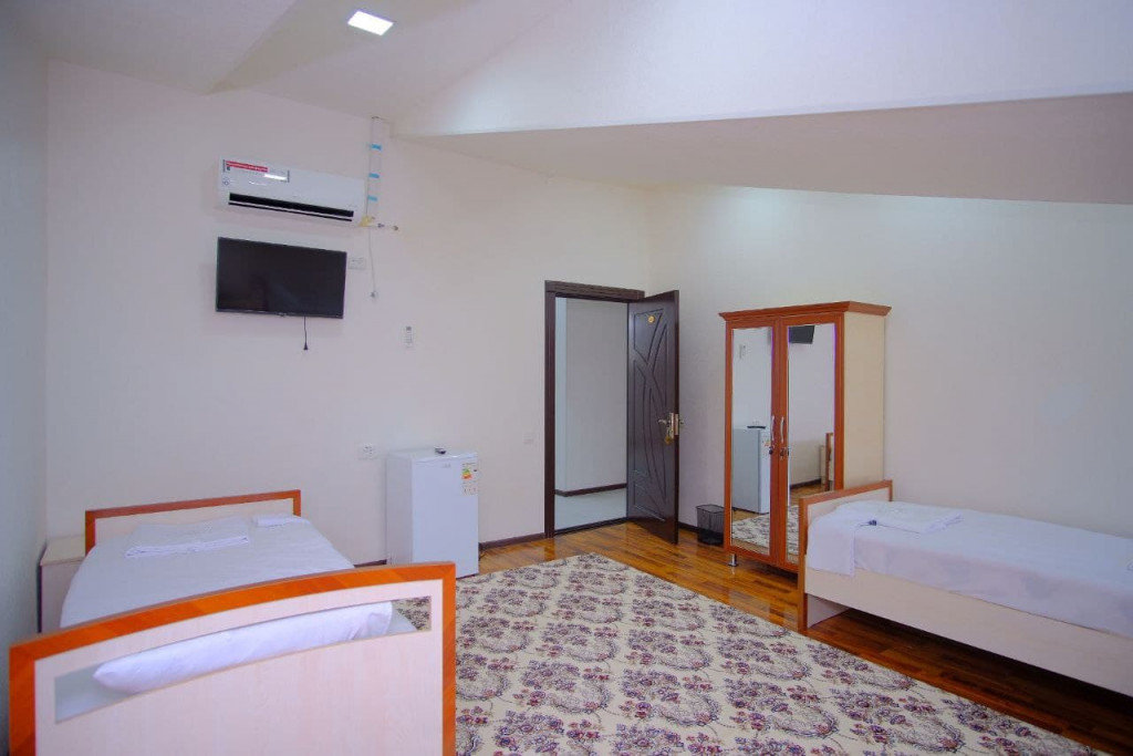 Бухара: Hotel Mansurabegim