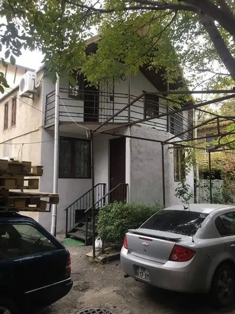 110 Mikheili Tsinamdzghvrishvili Street — фото 2