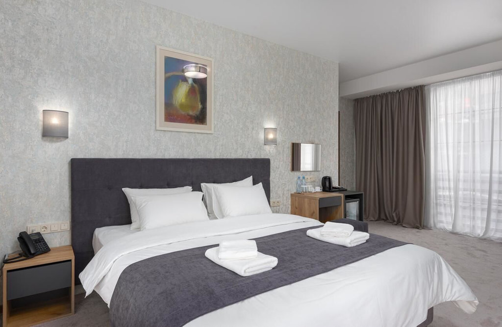 Тбилиси: Brooch Boutique Hotel
