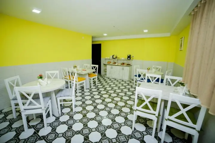 Кутаиси: Lemon