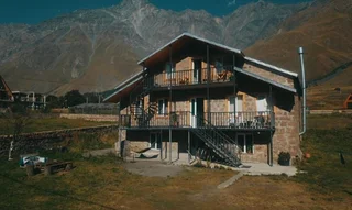 Степанцминда: Hotel Dari