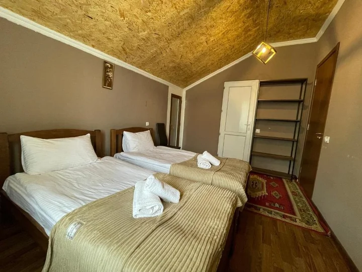 Степанцминда: Hotel Dari