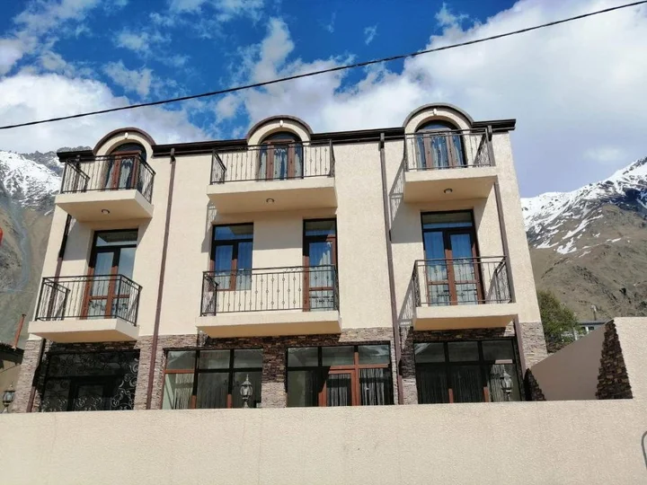 Степанцминда: Hotel IVERIA