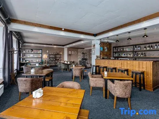 Степанцминда: Alpine Lounge Kazbegi