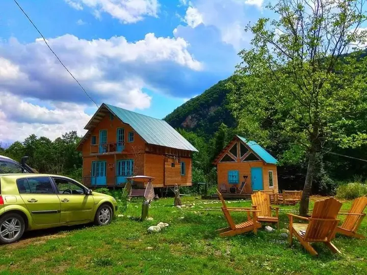 Амбролаури: Garemo