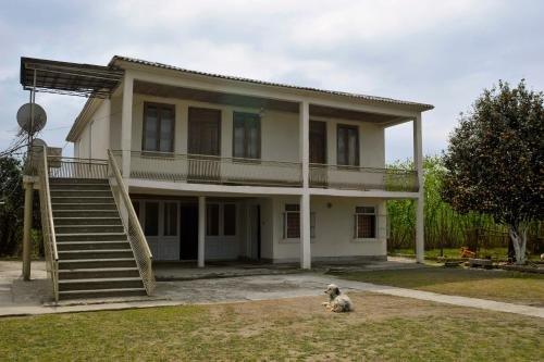 Анаклия: kikliko House