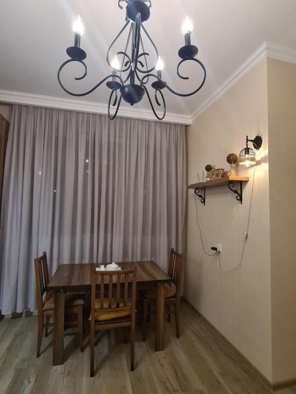 Степанцминда: Baqari Inn