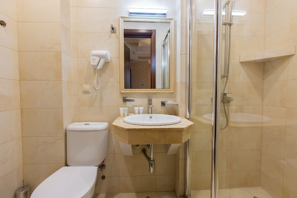 Тбилиси: KMM Hotel