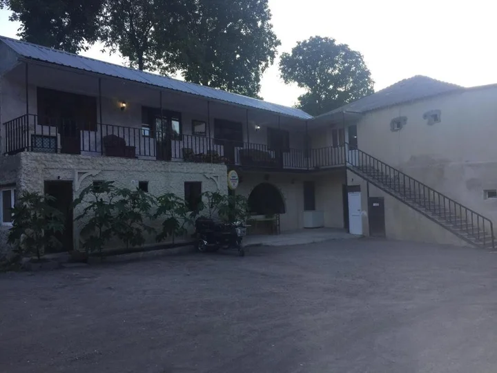 Вардзиа: Guest House Geno