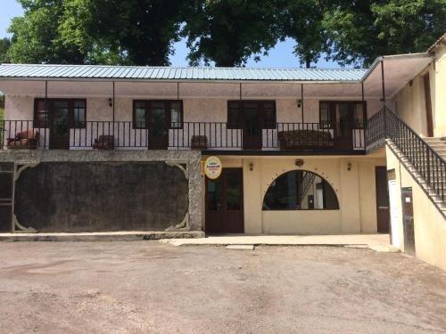 Вардзиа: Guest House Geno