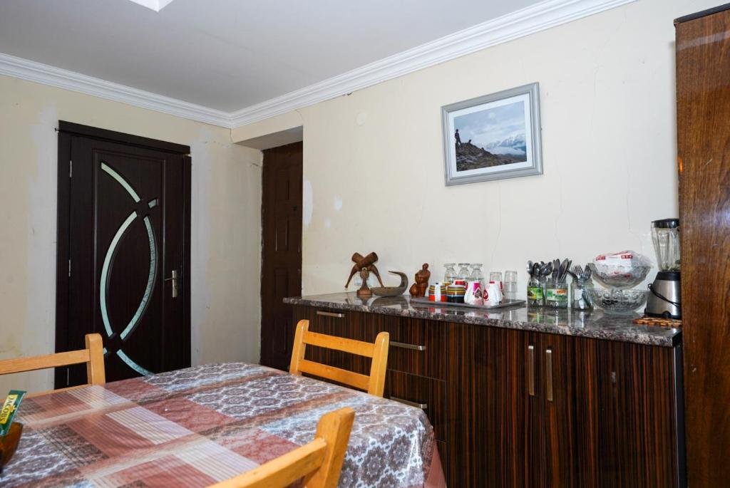 Ушгули: Guesthouse Nora