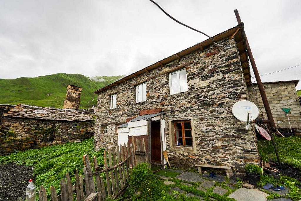 Ушгули: Guesthouse Nora