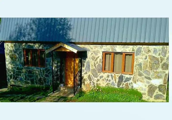 Ушгули: Guest House Data