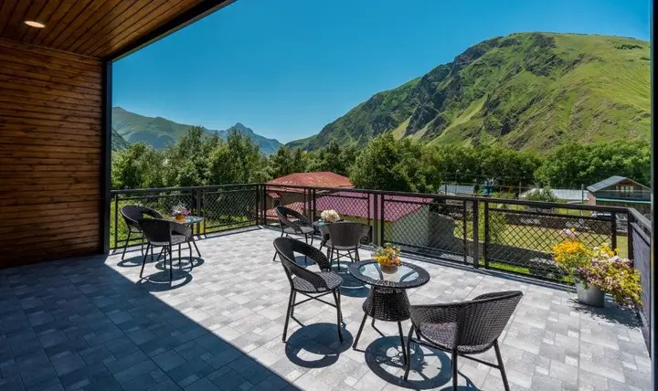 Степанцминда: Travel Inn Kazbegi