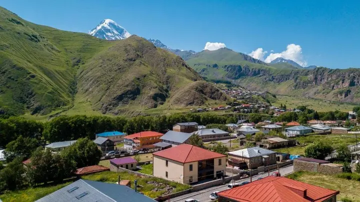 Степанцминда: Travel Inn Kazbegi