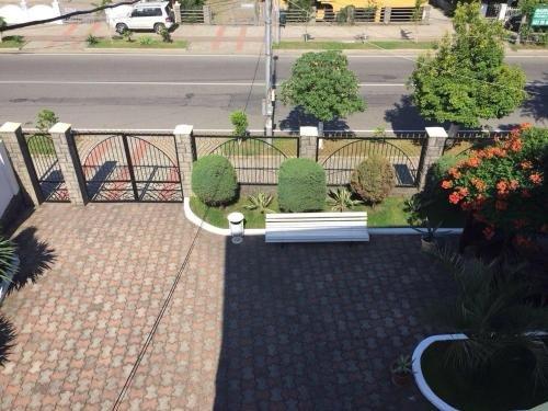 Кобулети: George's House