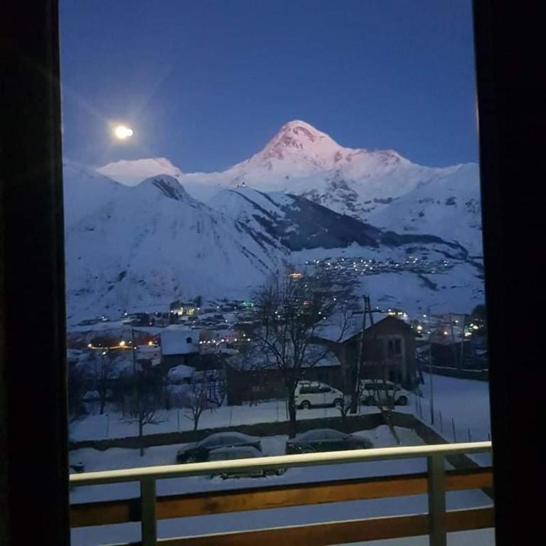 Степанцминда: Hilltop Kazbegi