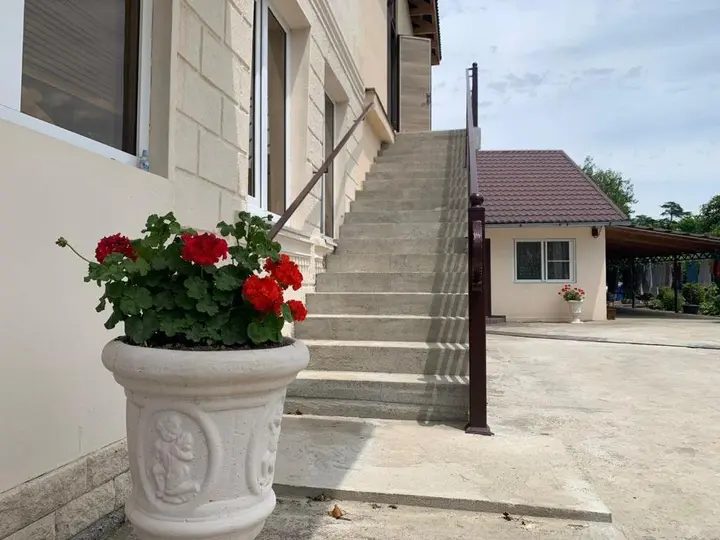 Алахадзи: Guest house Eiva