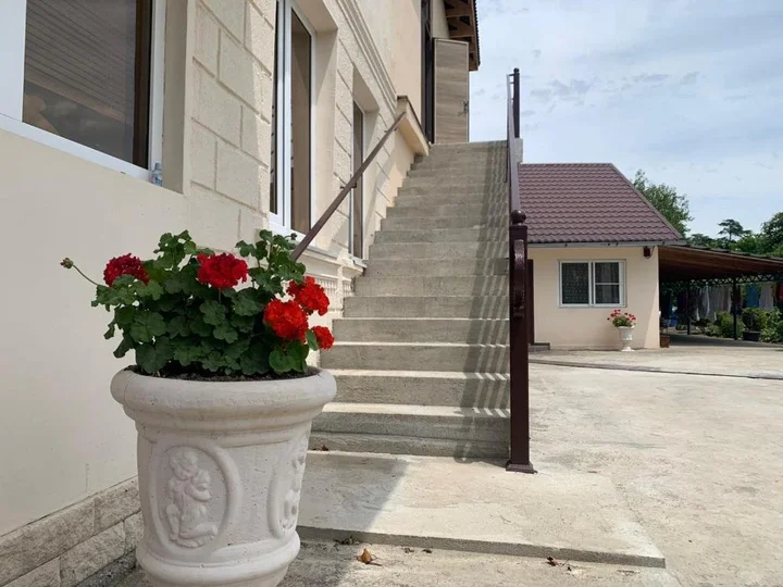 Алахадзи: Guest house Eiva