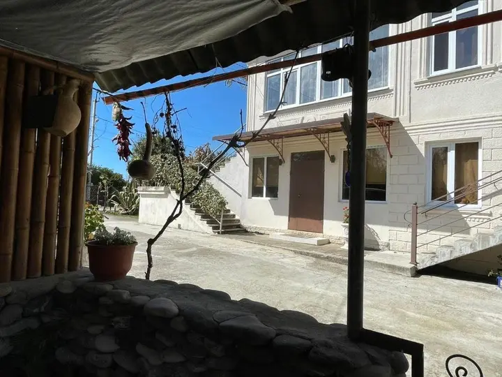 Алахадзи: Guest house Eiva