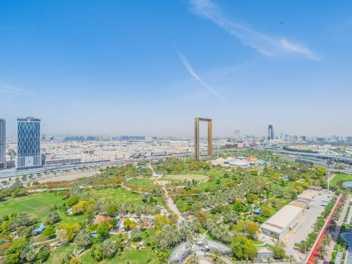 Дубай: Apartments Modern 1BR with Balcony | Dubai Frame View