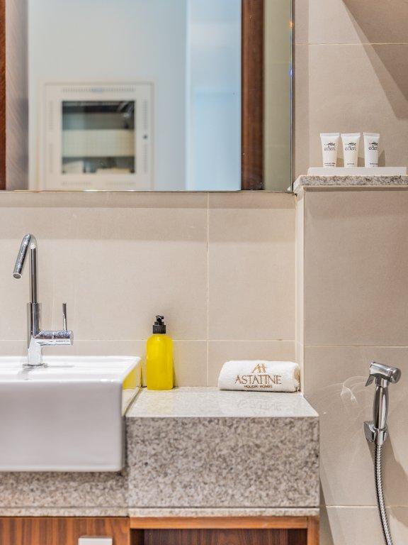 Дубай: Apartments Modern 1BR with Balcony | Dubai Frame View