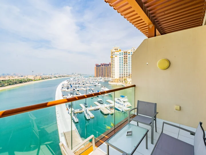 Дубай: Apartments Minimalistic Studio in Palm Views | Palm Jumeirah