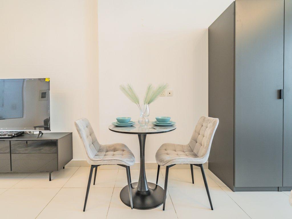 Дубай: Apartments Minimalistic Studio in Palm Views | Palm Jumeirah