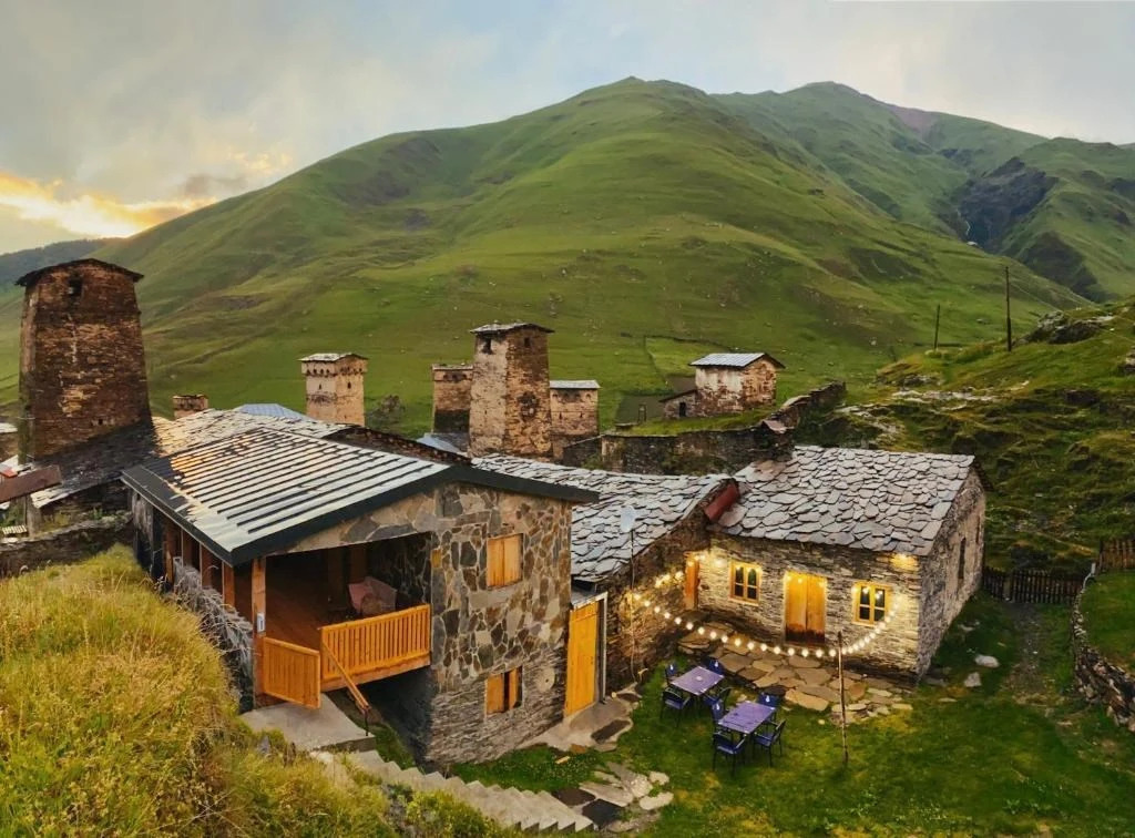 Ушгули: Xii Century