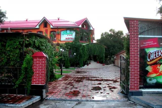 Денау: Turon Hotel