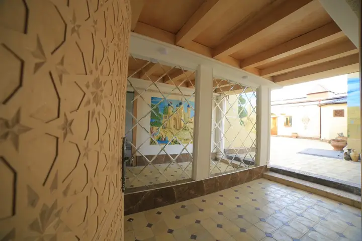 carousel image 1