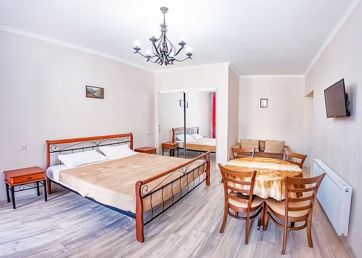 Тбилиси: Апартаменты H&B apartments Lortkipanidze
