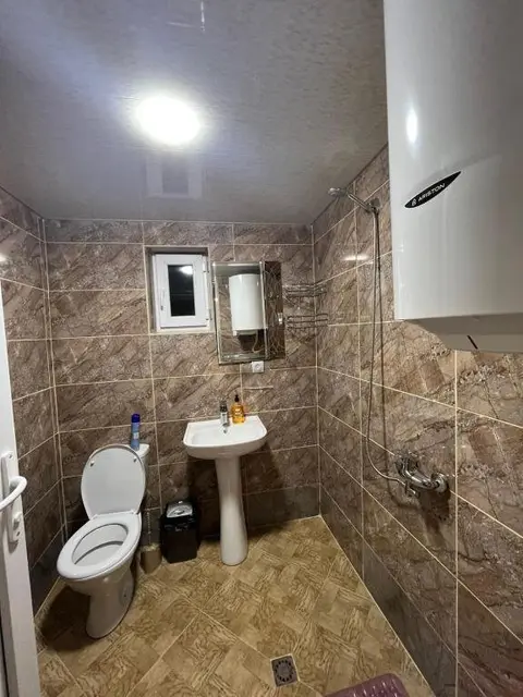 Халде: guest house caucasioni