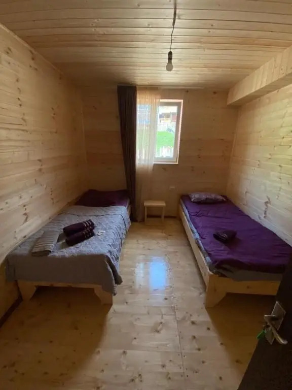 Халде: guest house caucasioni