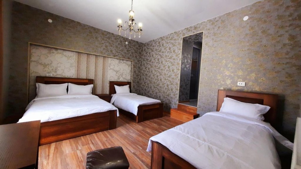 Степанцминда: Sky Star Hotel