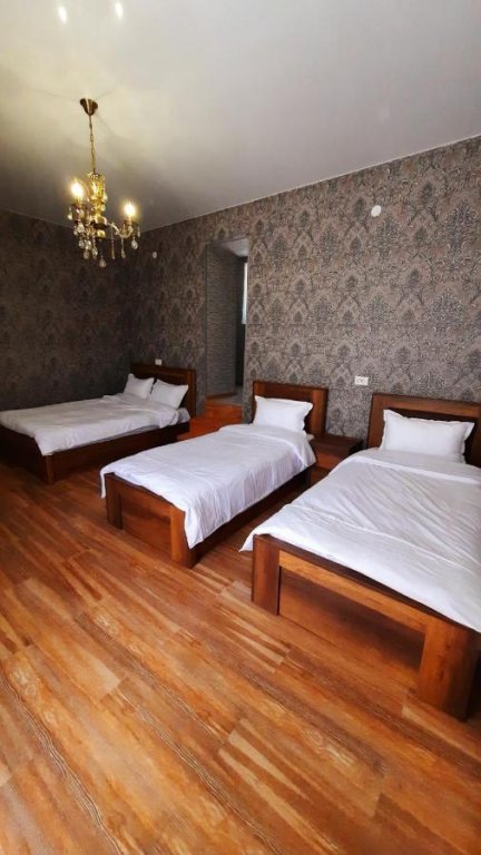 Степанцминда: Sky Star Hotel