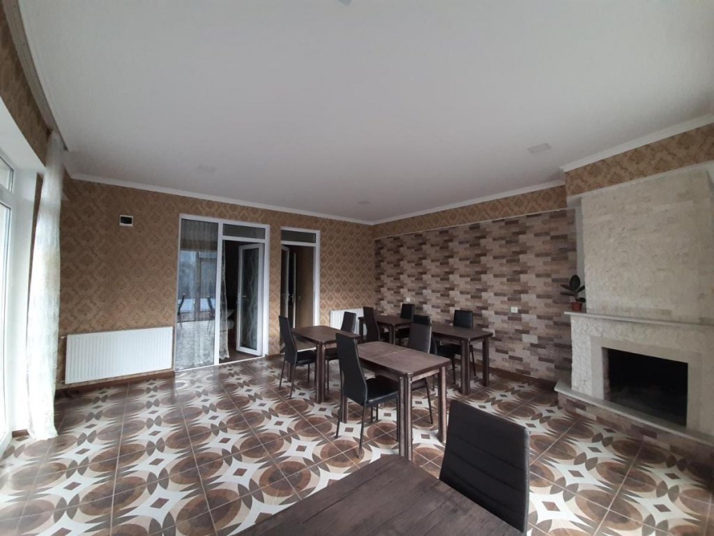 Степанцминда: Sky Star Hotel