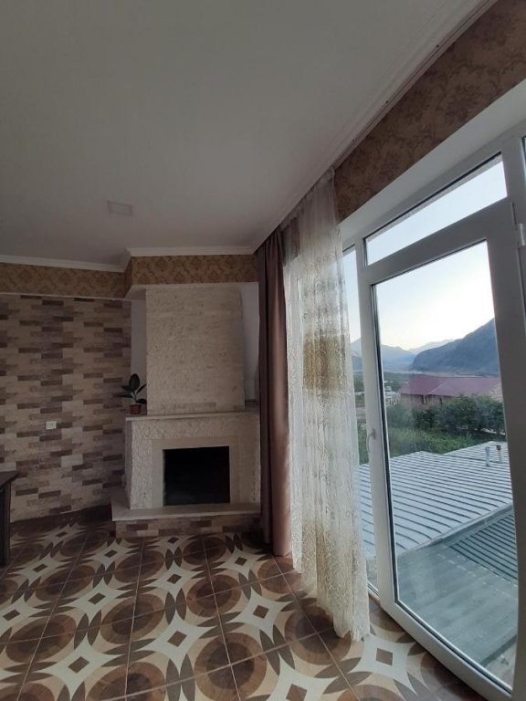 Степанцминда: Sky Star Hotel