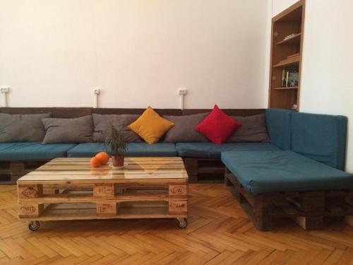 Тбилиси: Woodmood