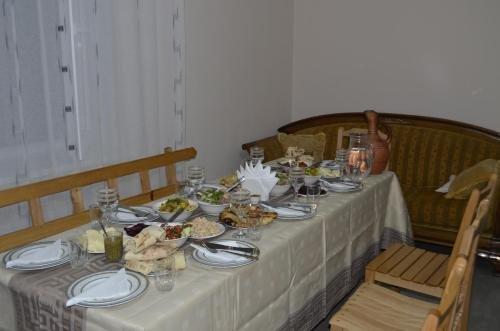 Местиа: Guest House Gogia