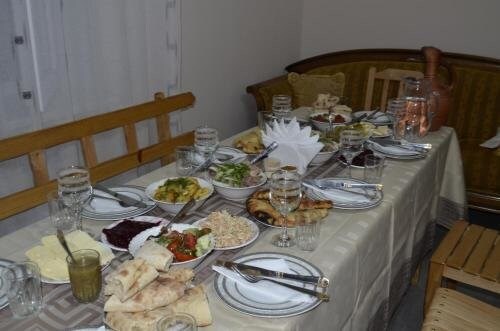 Местиа: Guest House Gogia