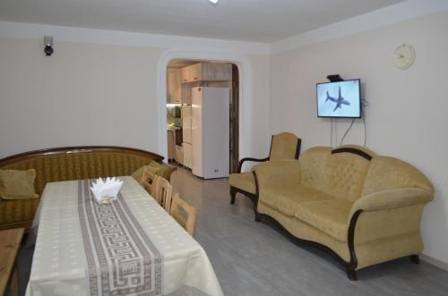Местиа: Guest House Gogia