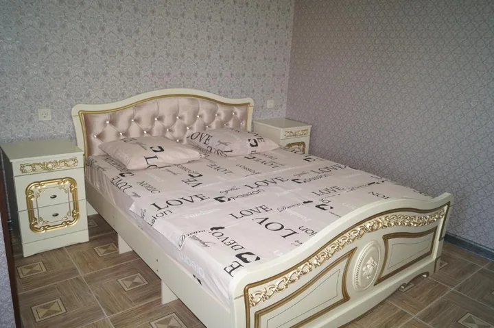 Алахадзи: Валентина