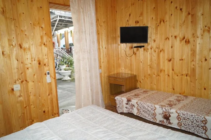 Алахадзи: U Aleny Guesthouse