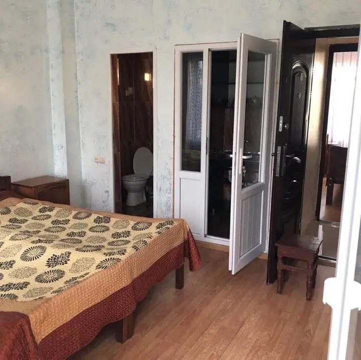 Уреки: Guro'S Guesthouse 118