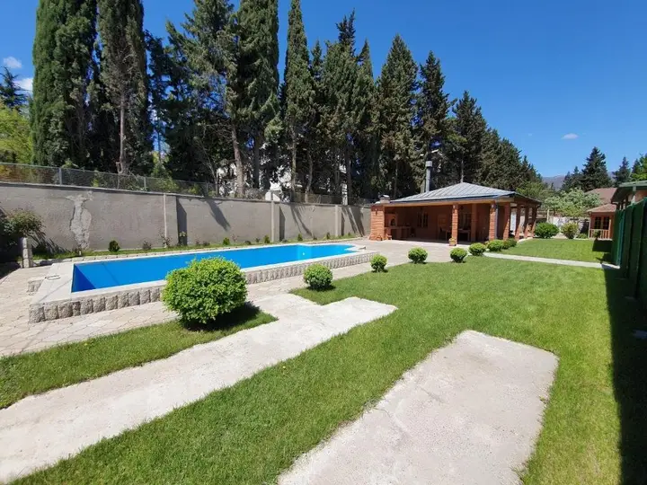 Cosy House with Private Pool and Barbecue Place — фото 6