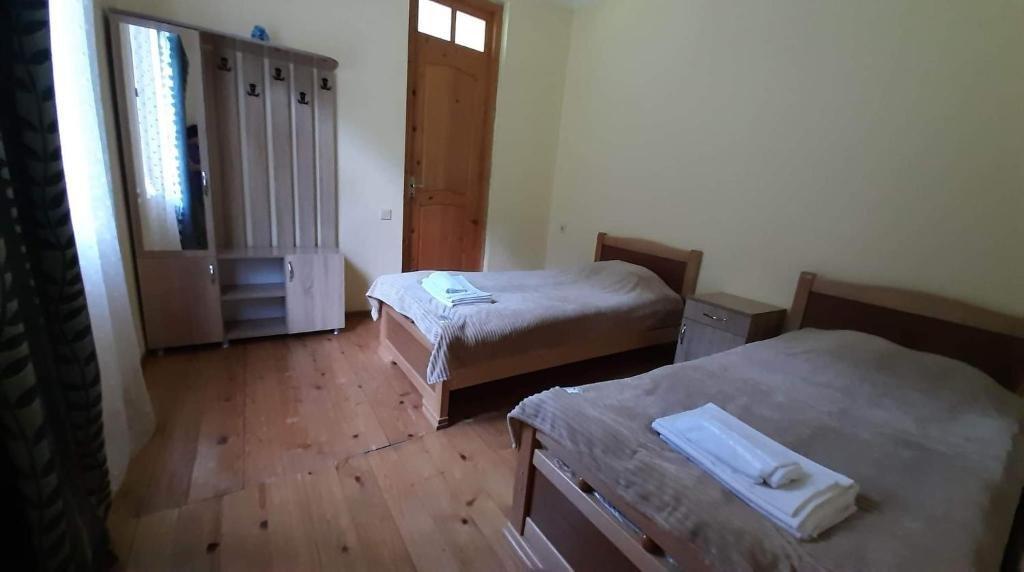 Местиа: Guest House Eka