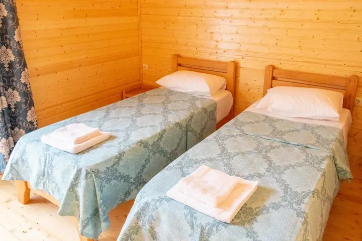 Уреки: Cottage Gageta